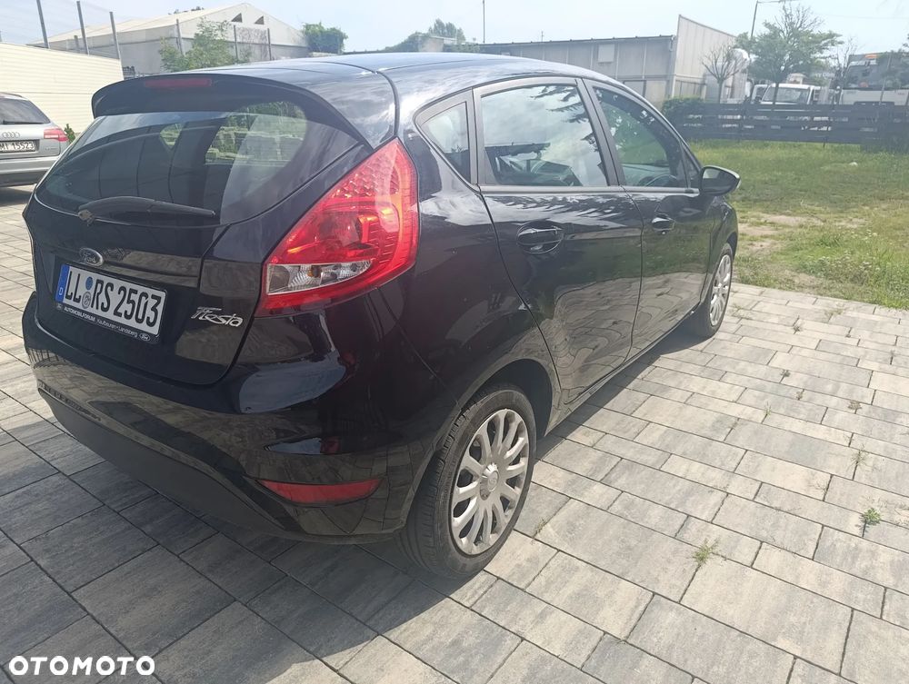 Ford Fiesta 1.25 Champions Edition - 5
