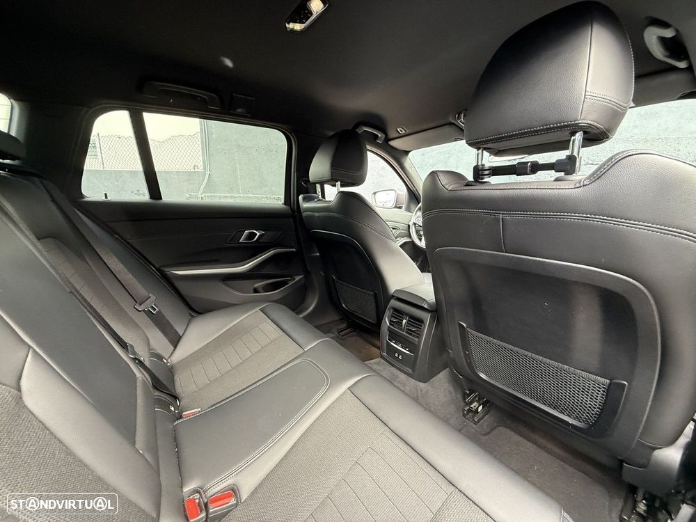 BMW 320 e Touring Corporate Edition Auto - 11