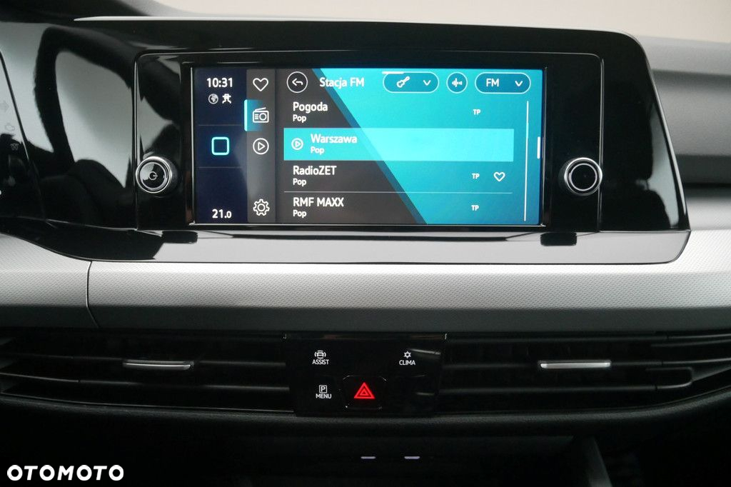 Volkswagen Golf VIII 1.0 TSI - 10