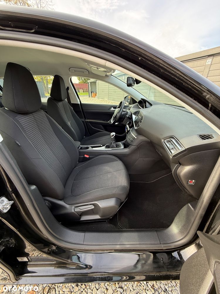 Peugeot 308 - 19