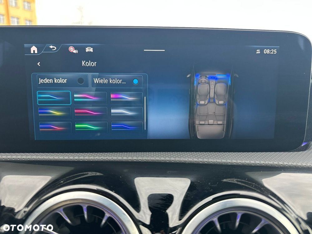 Mercedes-Benz CLA 180 AMG Line 7G-DCT - 19