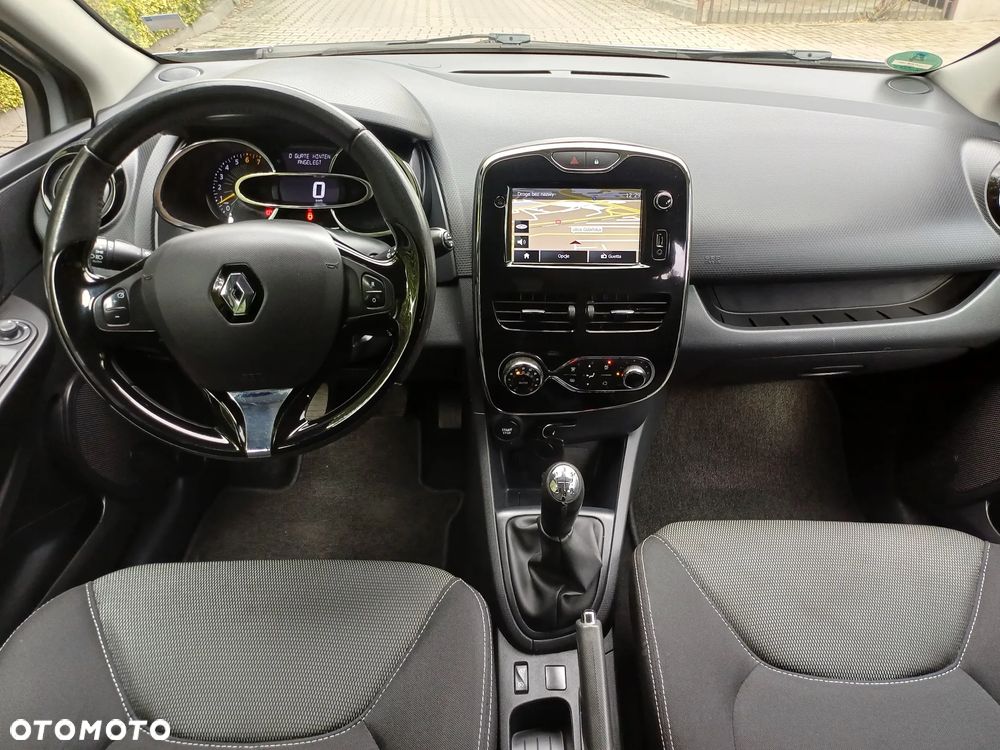 Renault Clio 1.2 16V 75 TomTom Edition - 6