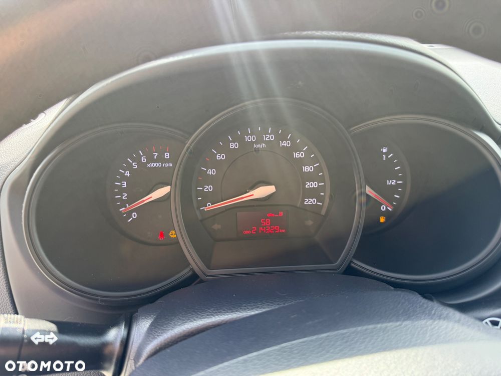 Kia Rio 1.4 Business Line - 10