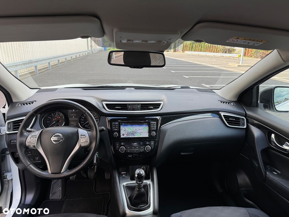 Nissan Qashqai - 11