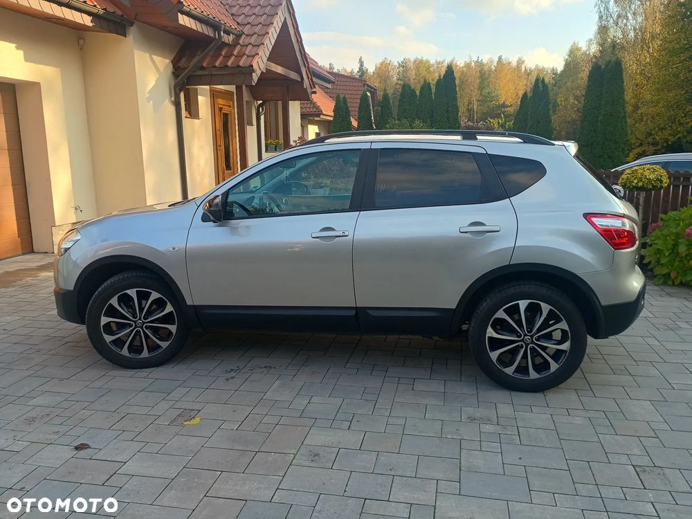 Nissan Qashqai - 4