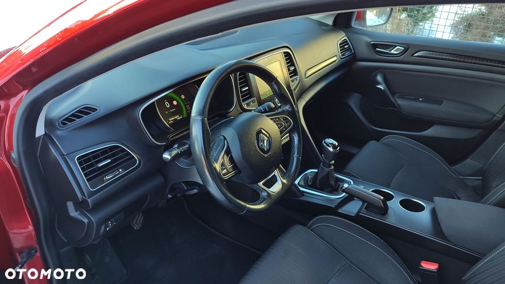 Renault Megane ENERGY dCi 110 EXPERIENCE - 6