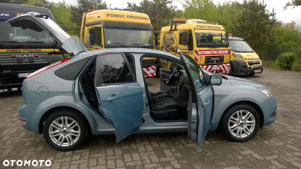 Ford Focus 1.6 FX - 19