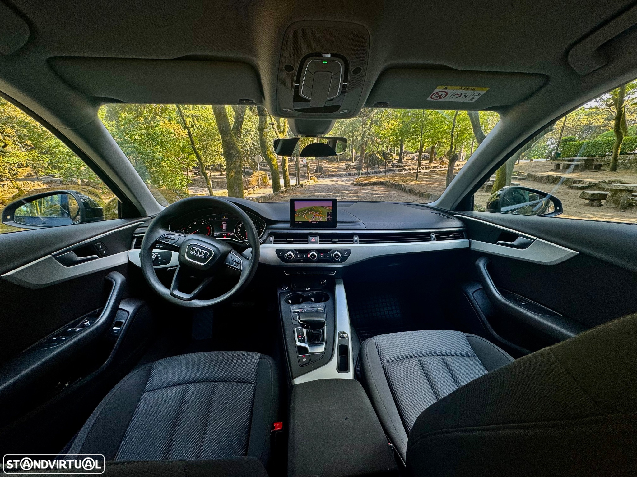 Audi A4 Avant 2.0 TDI Advance S tronic - 19
