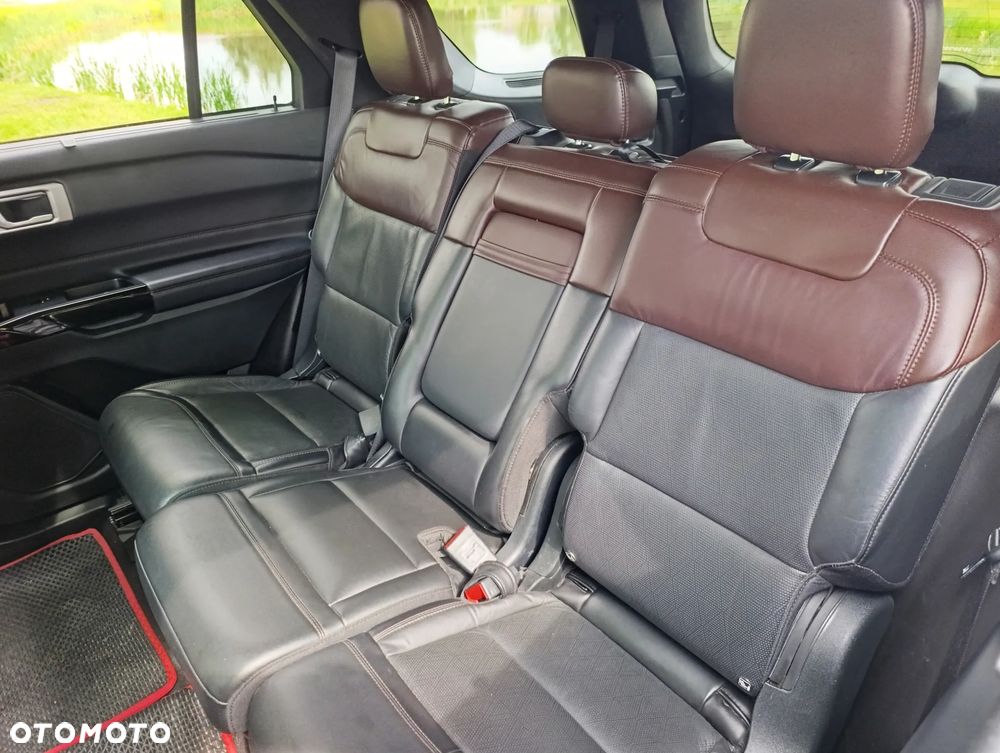 Ford Explorer 3.0 EcoBoost PHEV 4WD Platinum - 28