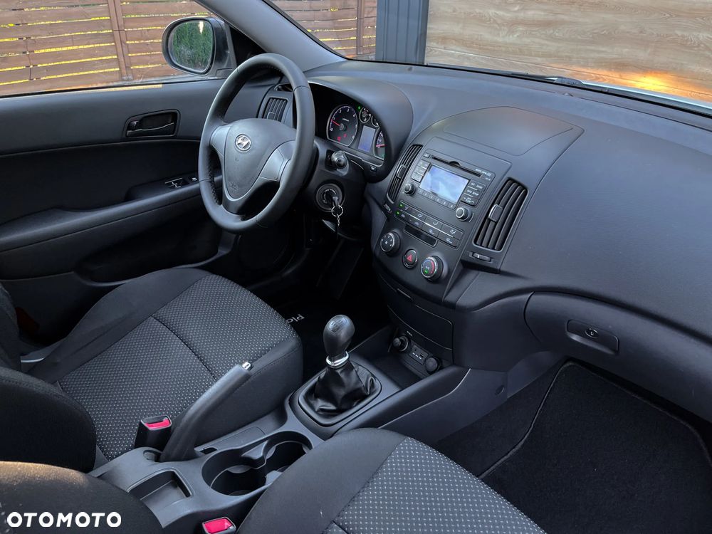Hyundai i30 1.6 CRDi Classic EU5 - 28