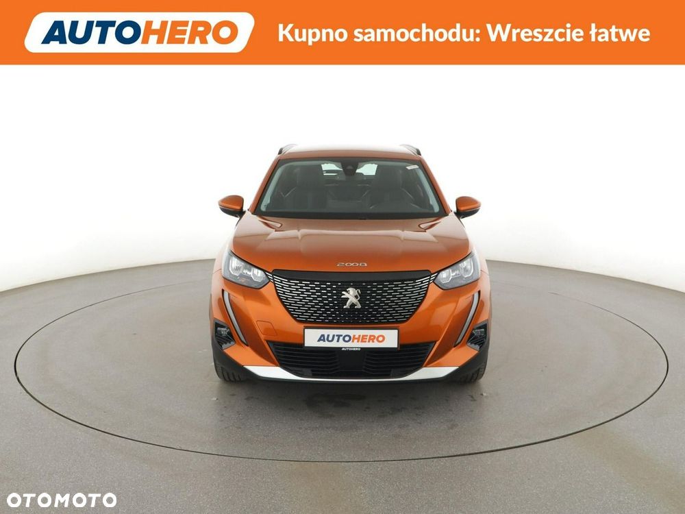 Peugeot 2008 PureTech 100 Allure S&S BVM6 - 12
