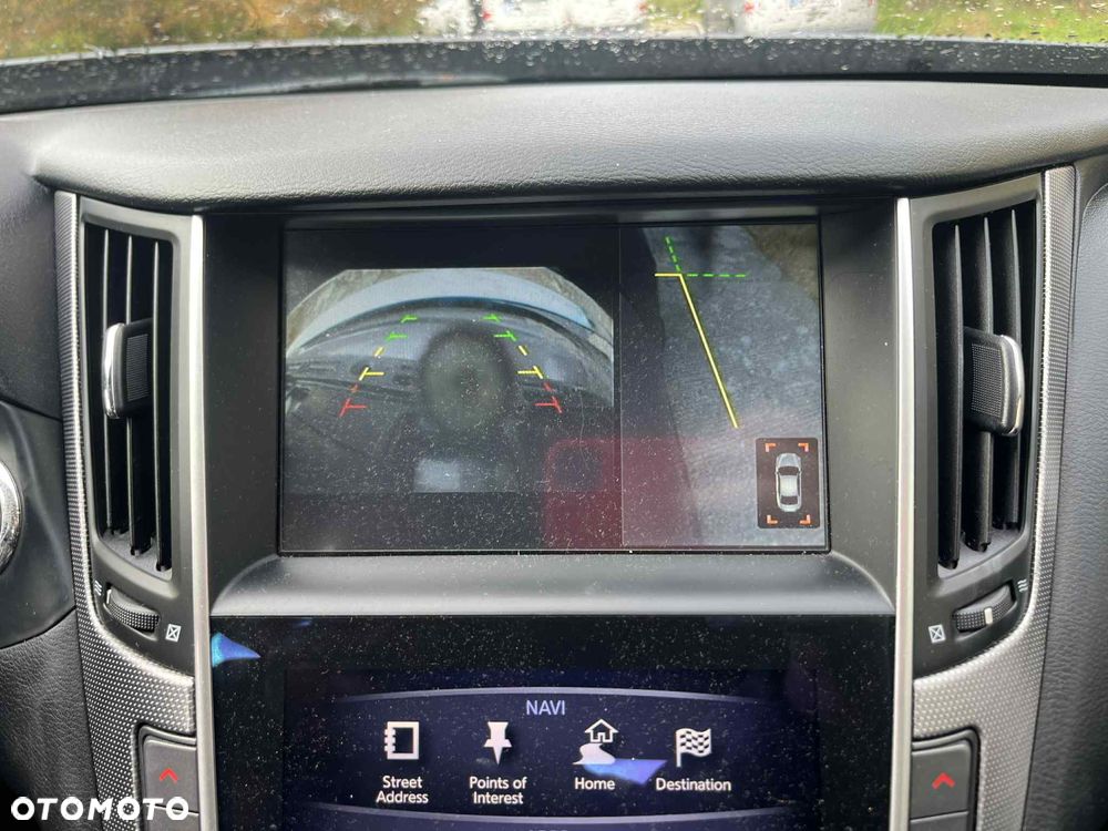 Infiniti Q50 Hybrid AWD - 17