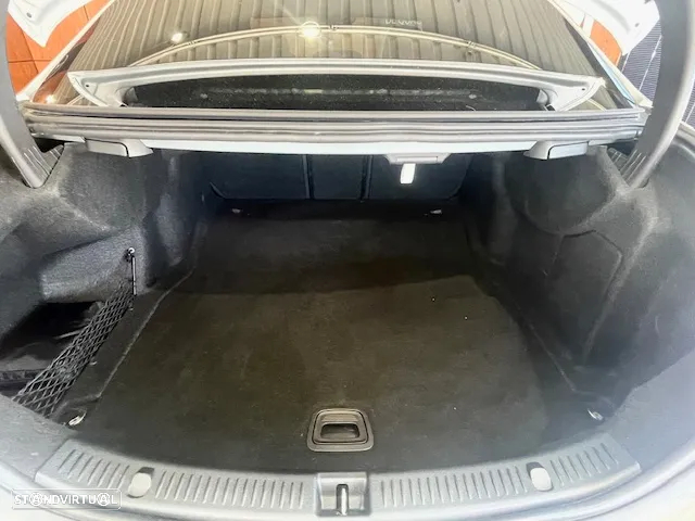 Mercedes-Benz E 220 d AMG Line - 47