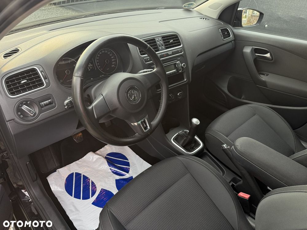 Volkswagen Polo 1.4 Team - 24