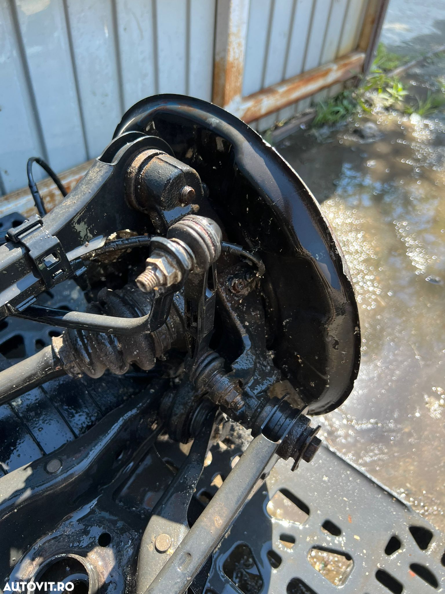 Fuzeta spate BMW F30 F31 F20 F21 - 1