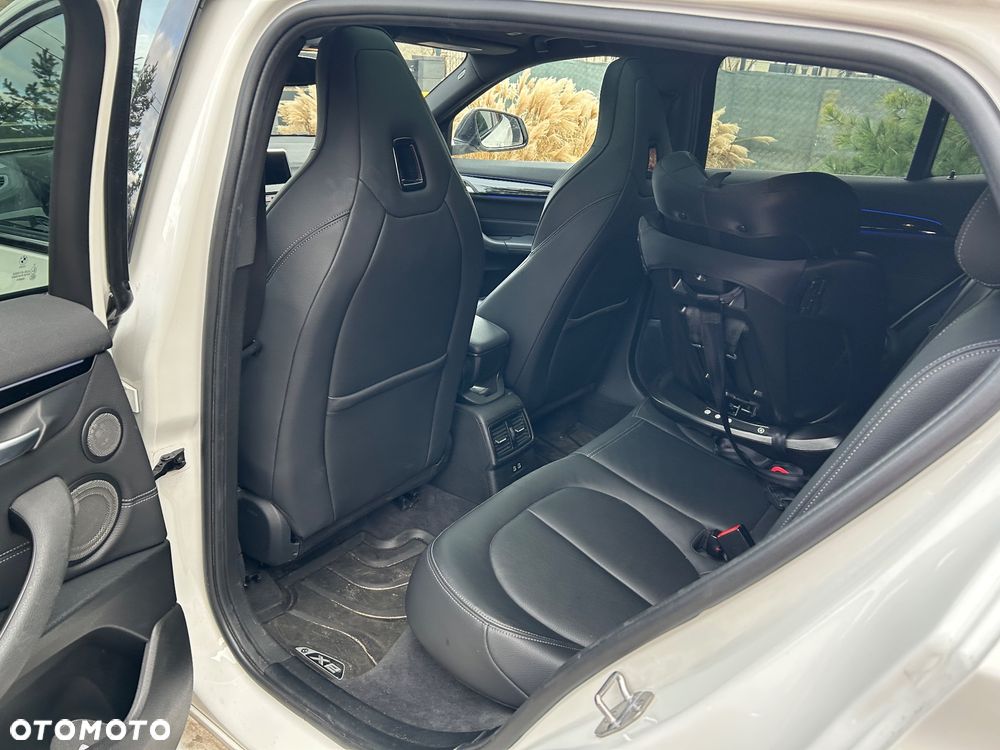 BMW X2 M35i Edition GoldPlay - 13