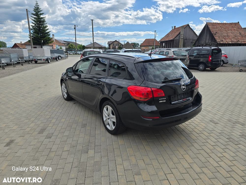 Opel Astra 1.7 CDTI Essentia - 4