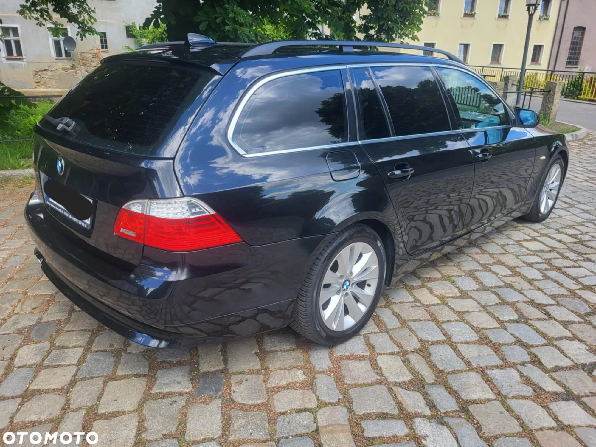 BMW Seria 5 520d Touring Edition Exclusive - 2