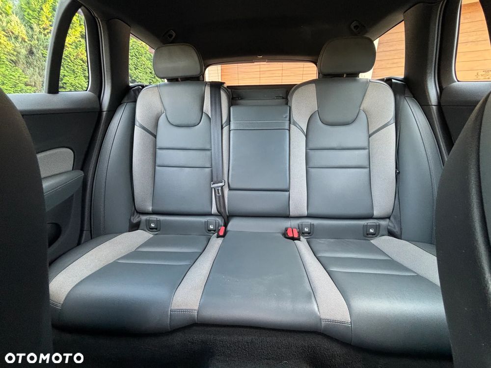 Volvo V60 B4 D Geartronic RDesign - 13