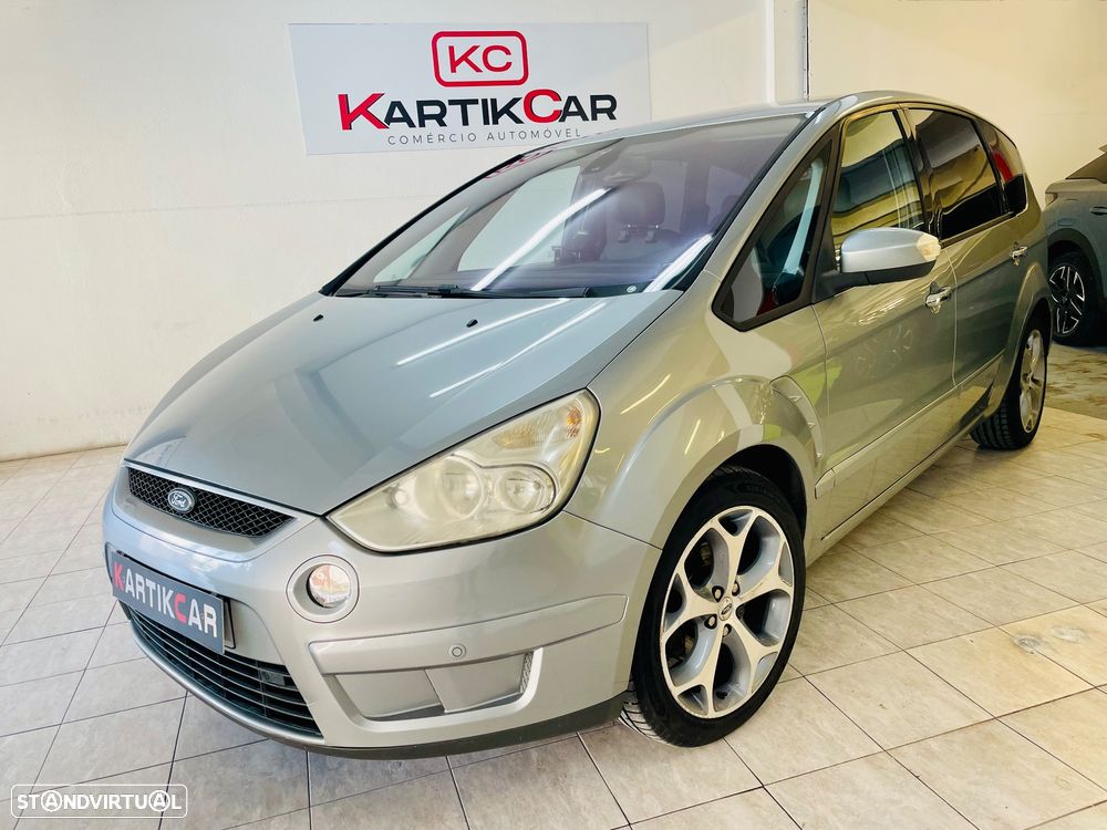 Ford S-Max 2.0 TDCi Titanium 7L - 2