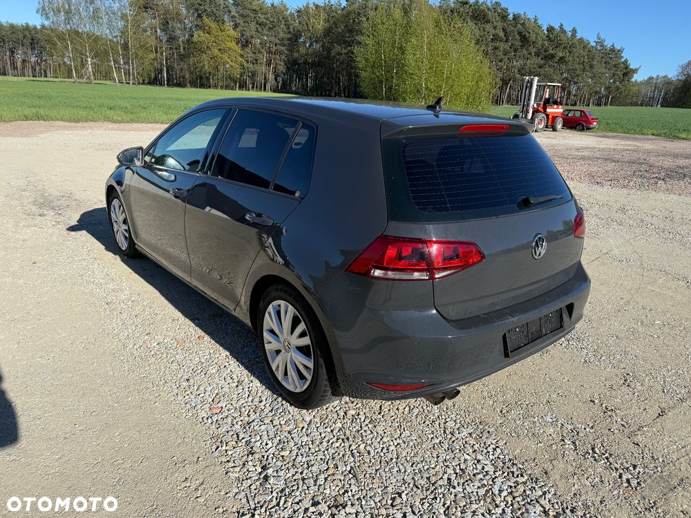 Volkswagen Golf - 3