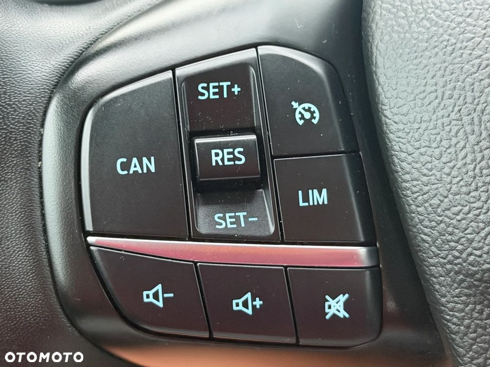 Ford Focus 1.0 EcoBoost Hybrid COOL&CONNECT DESIGN - 21