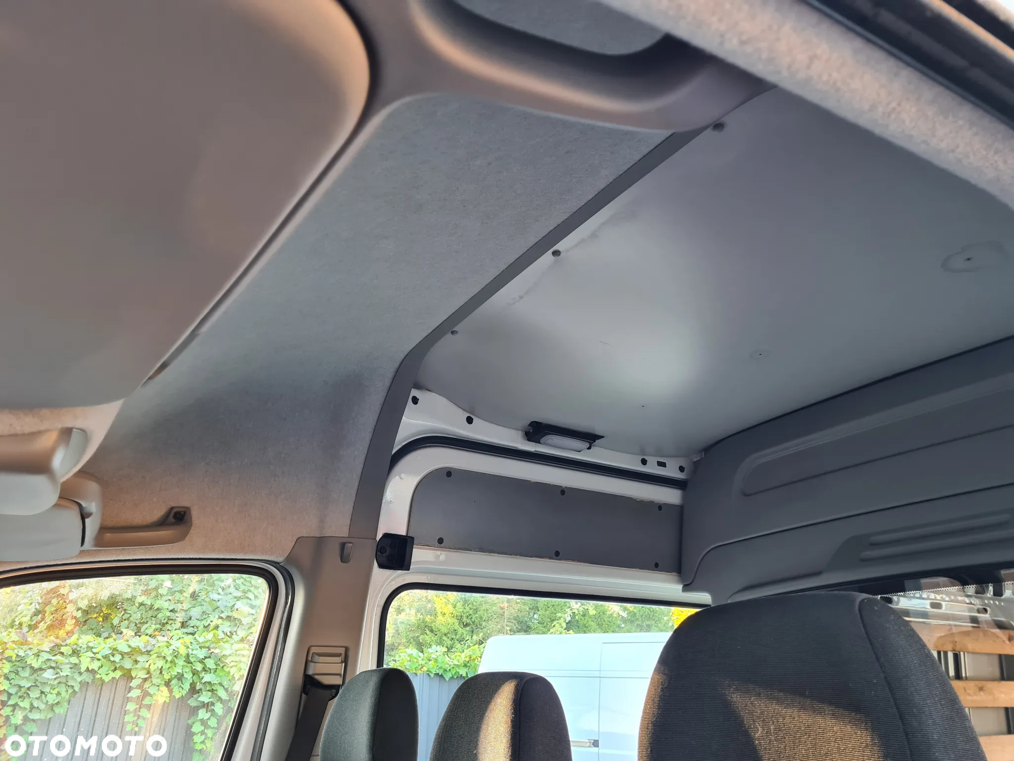 Mercedes-Benz Sprinter - 16