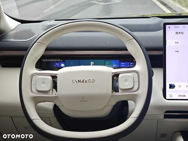 Lynk & Co Inny - 16