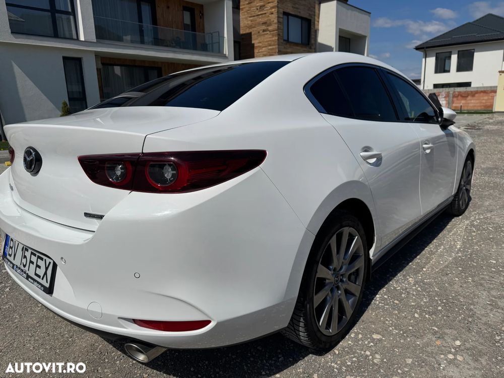 Mazda 3 e-Skyactiv X186 MHEV GT+ - 9