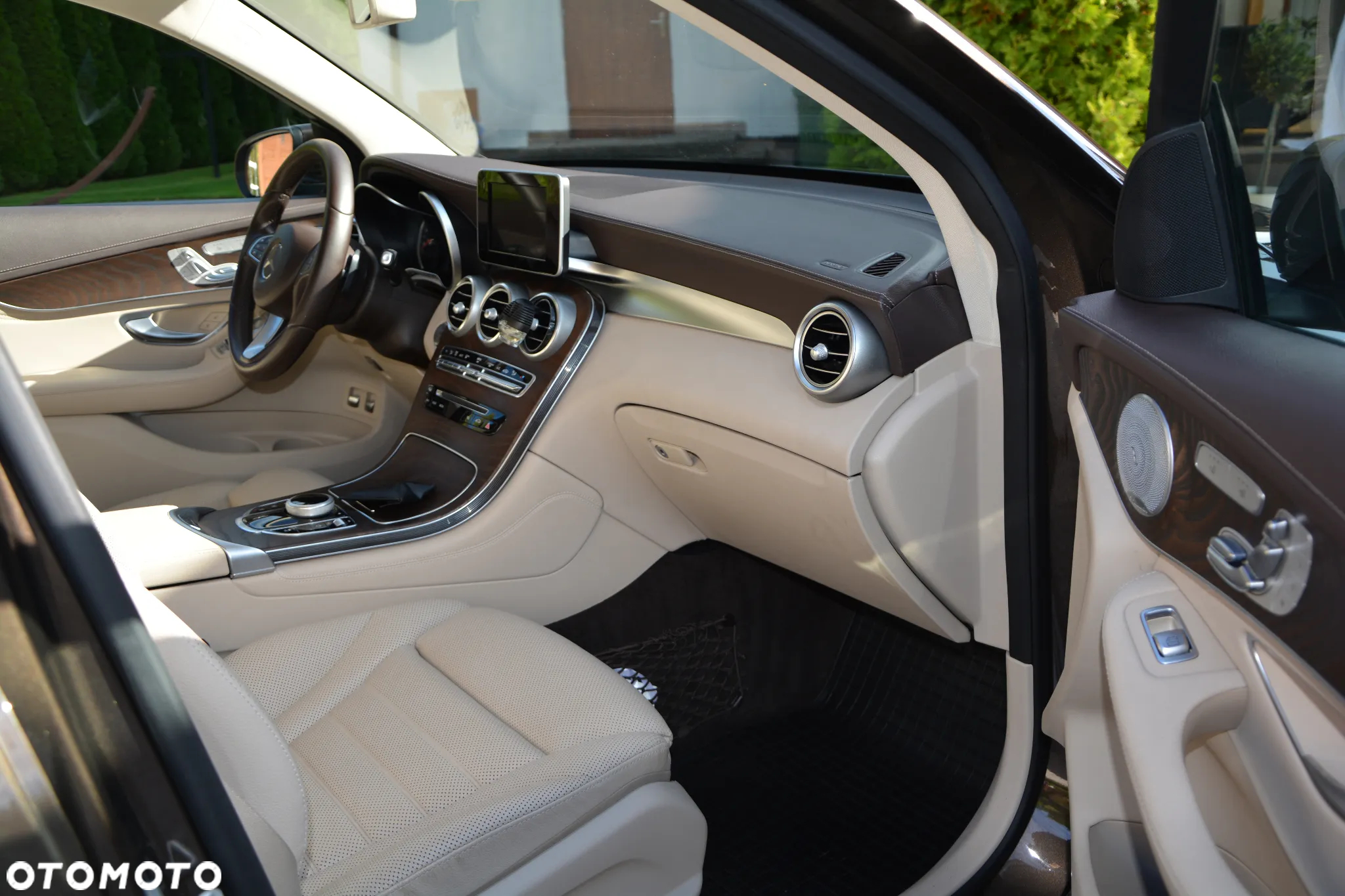Mercedes-Benz GLC 250 4-Matic - 12