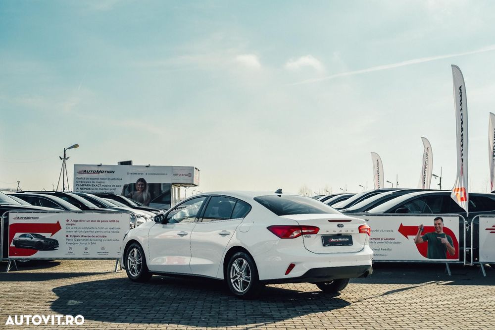 Ford Focus 1.0 EcoBoost Trend Edition - 3