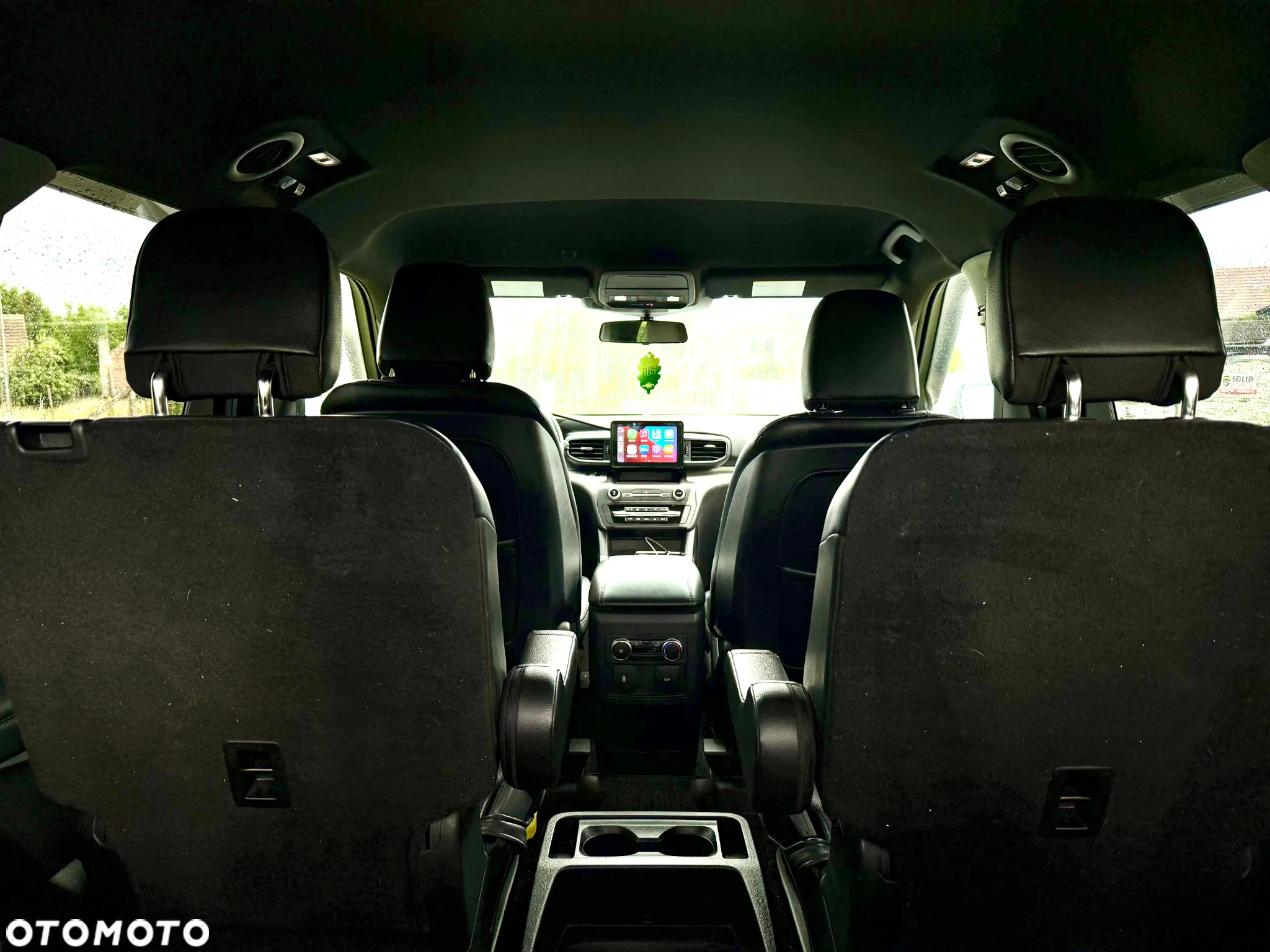 Ford Explorer - 14