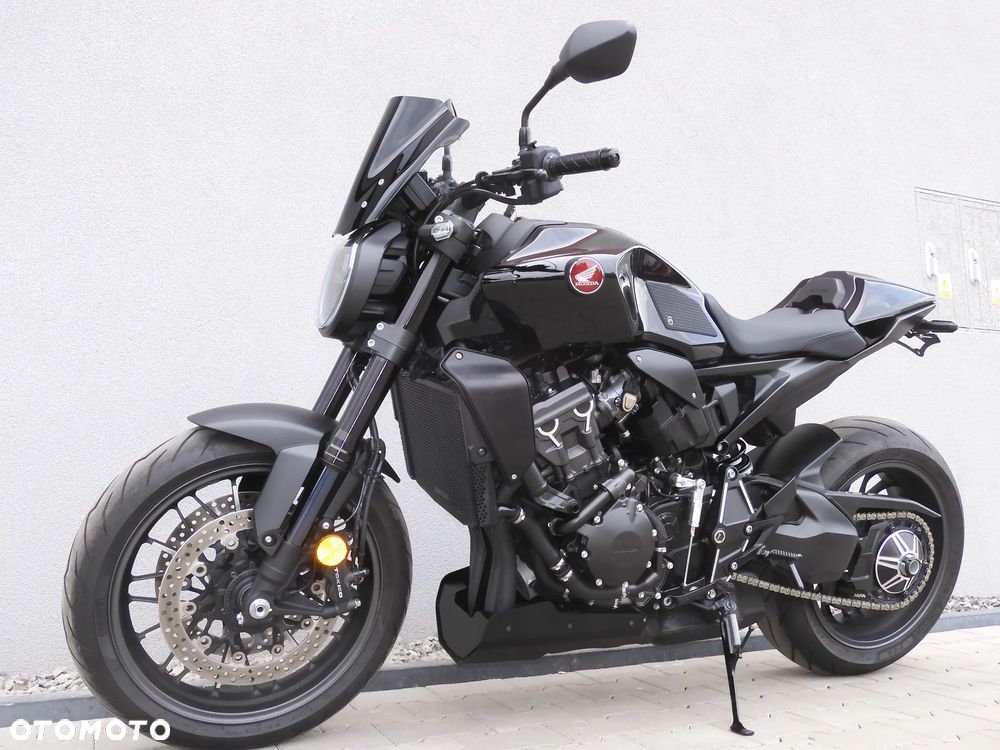 Honda CB - 25