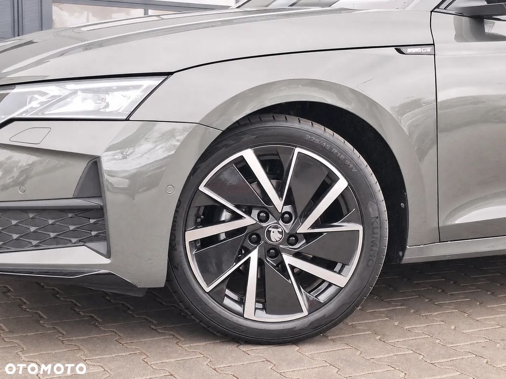 Skoda Octavia 2.0 TSI Sportline 4x4 DSG - 24