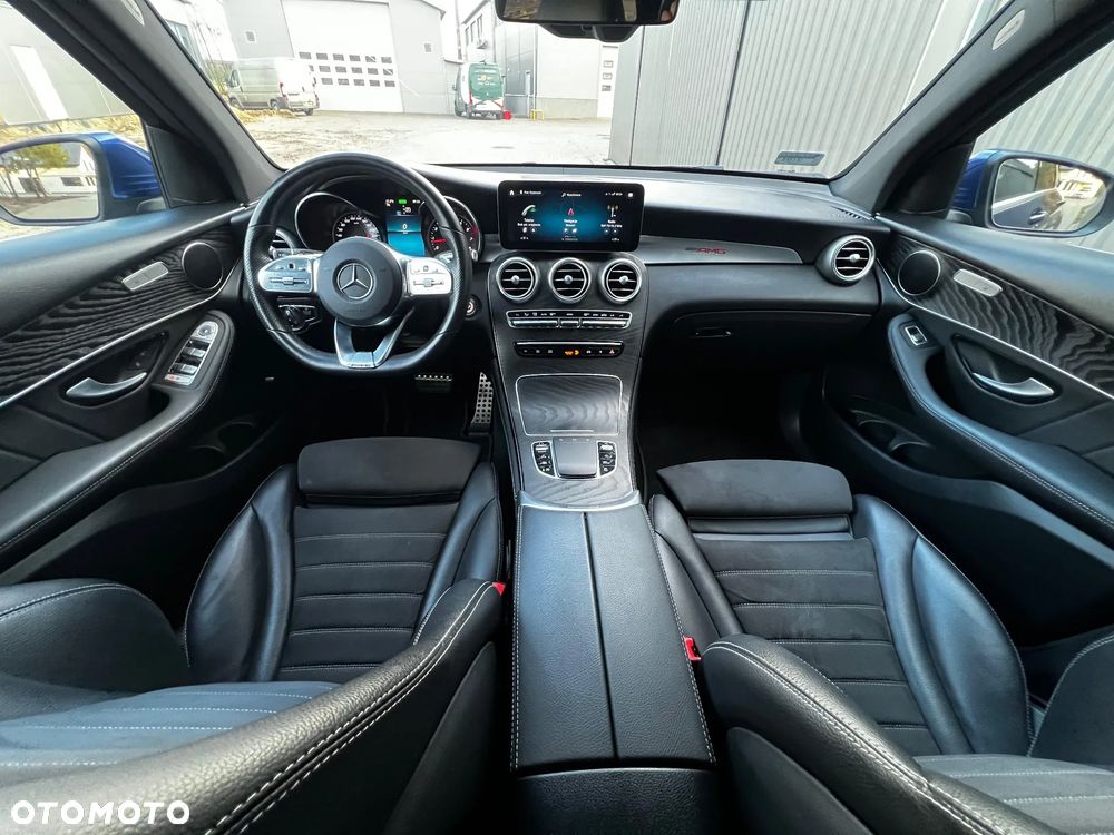 Mercedes-Benz GLC 200 4Matic 9G-TRONIC AMG Line - 27
