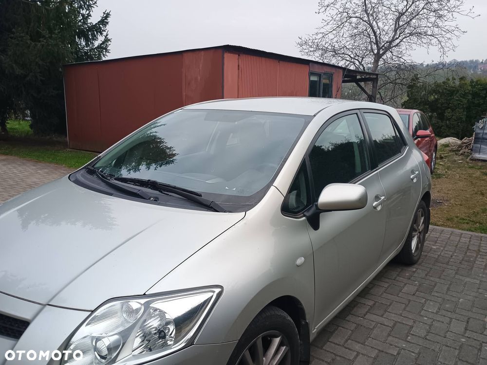Toyota Auris 1.4 D-4D 2010 - 5