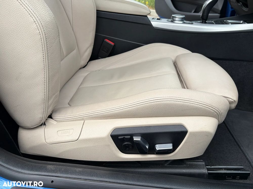 BMW Seria 2 220i AT M Sport - 13