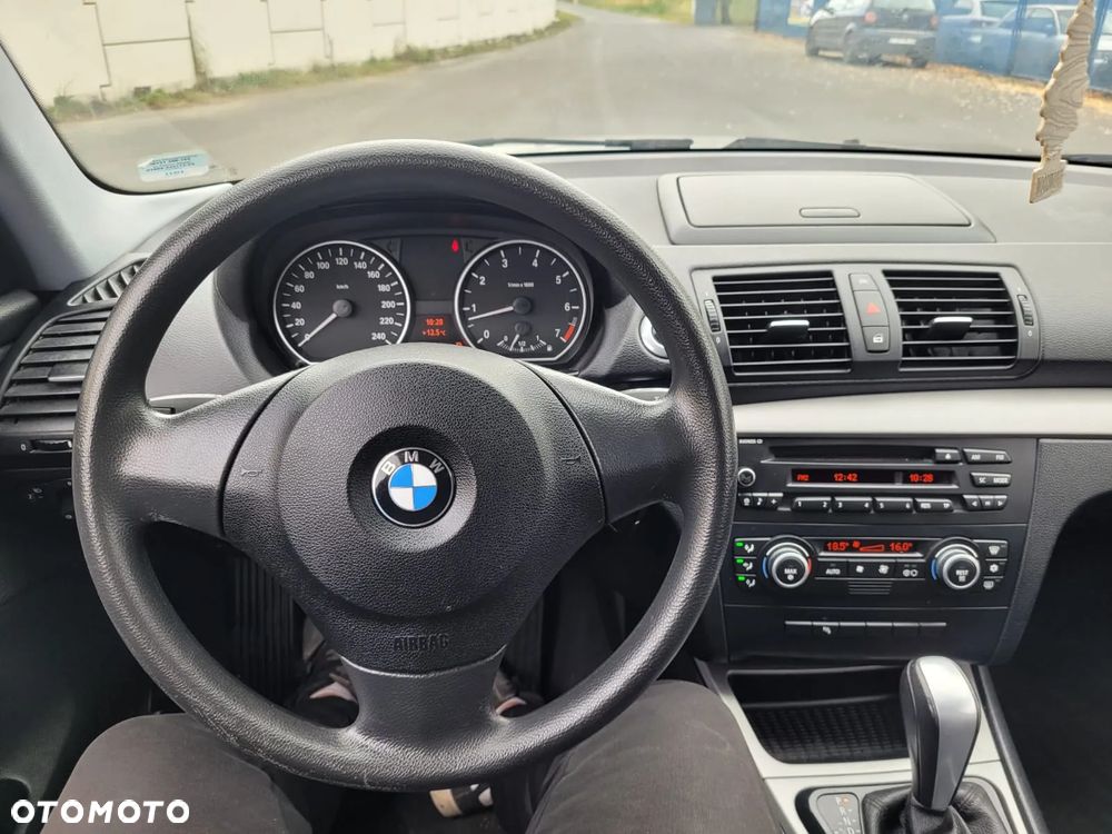 BMW Seria 1 - 12
