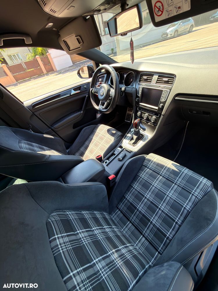 Volkswagen Golf GTD (BlueMotion Technology) DSG - 28