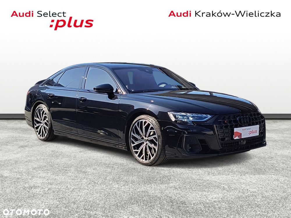 Audi S8 - 8