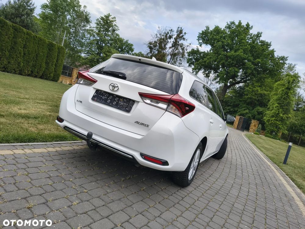 Toyota Auris 1.6 D-4D Dynamic - 5