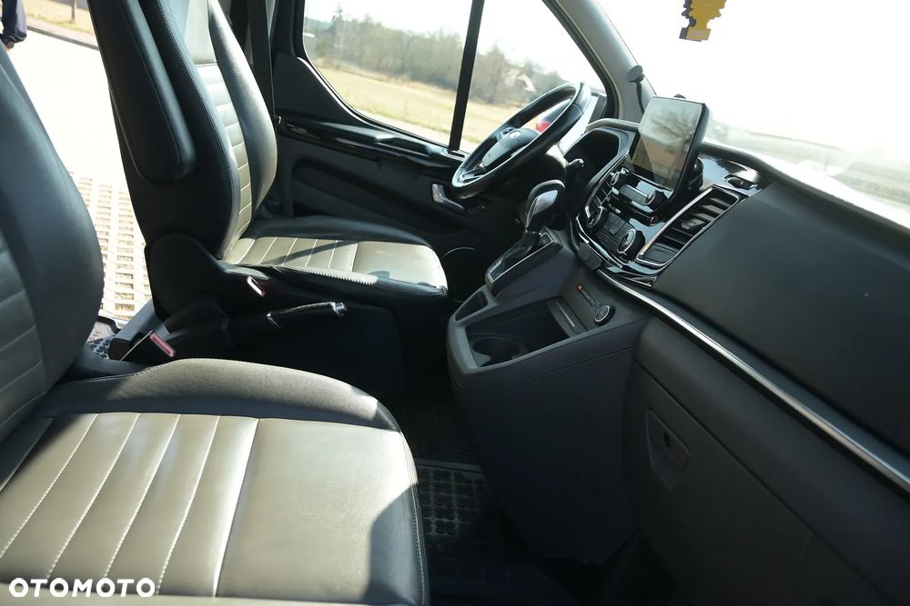 Ford Tourneo Custom 2.0 TDCi L2 Titanium SelectShift - 18