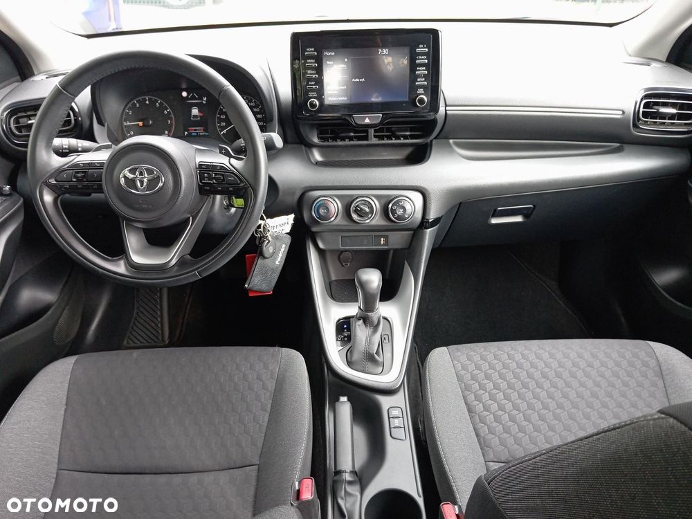 Toyota Yaris 1.5 Comfort CVT - 3