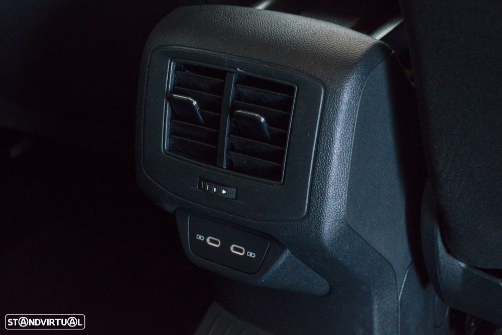 VW T-Roc 1.0 TSI Life - 47