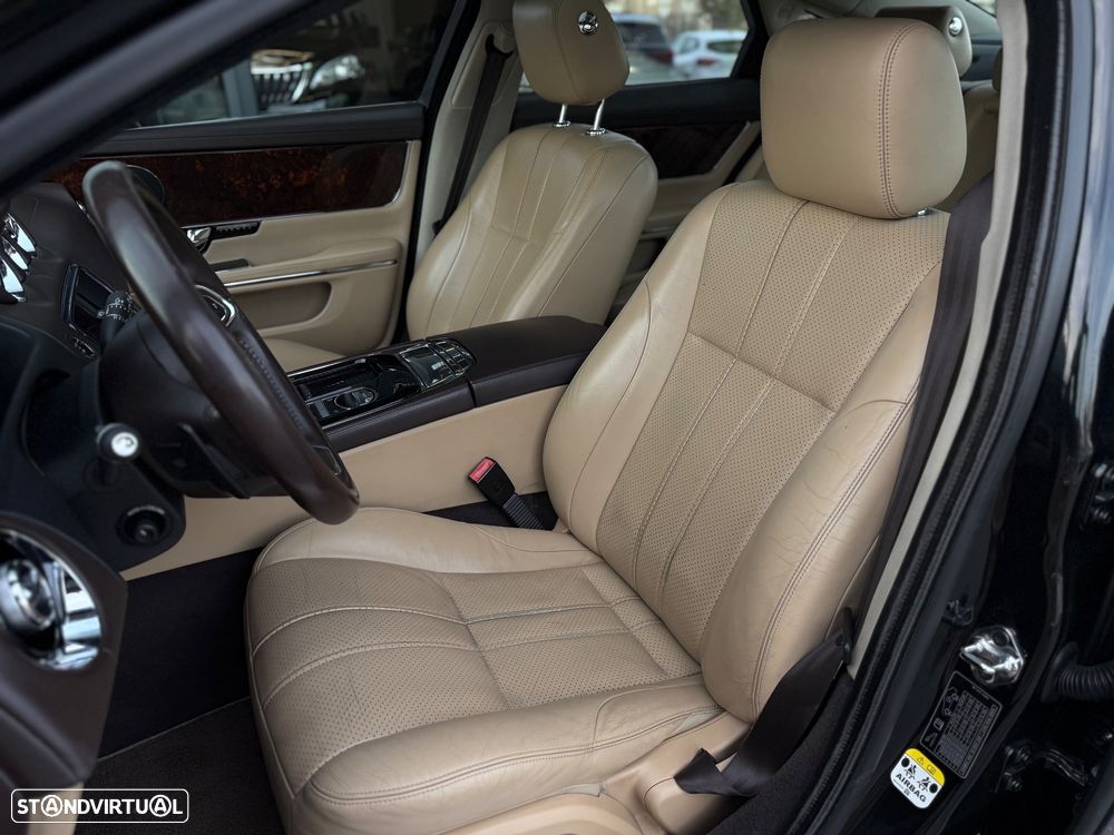 Jaguar XJ 3.0 D V6 Premium Luxury - 19