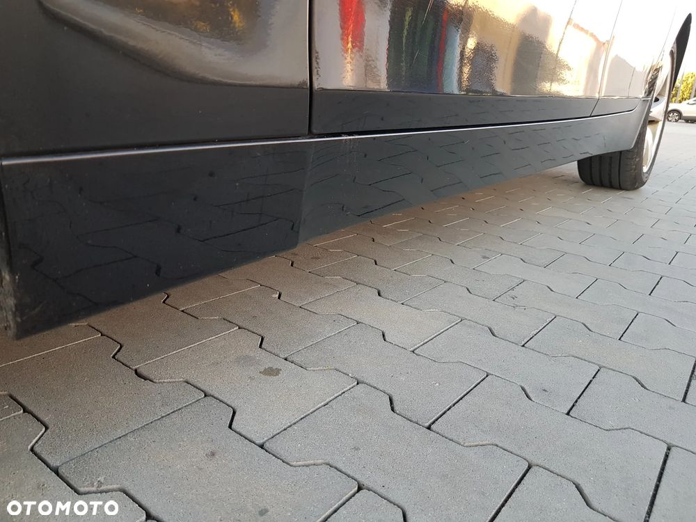 BMW Seria 5 520d - 25