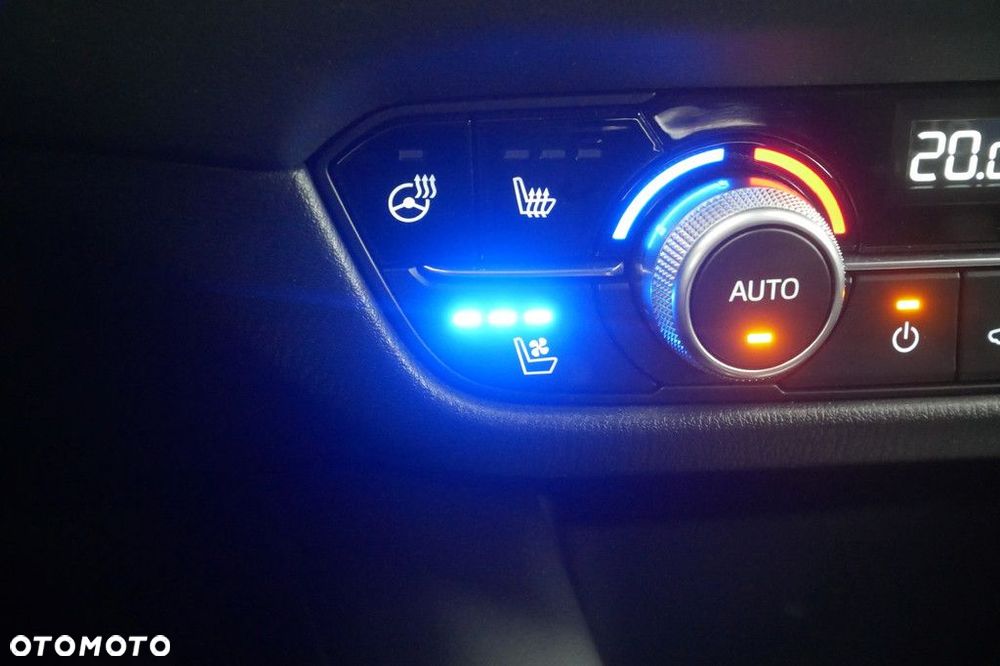 Mazda 6 2.0 SkyPrestige - 24