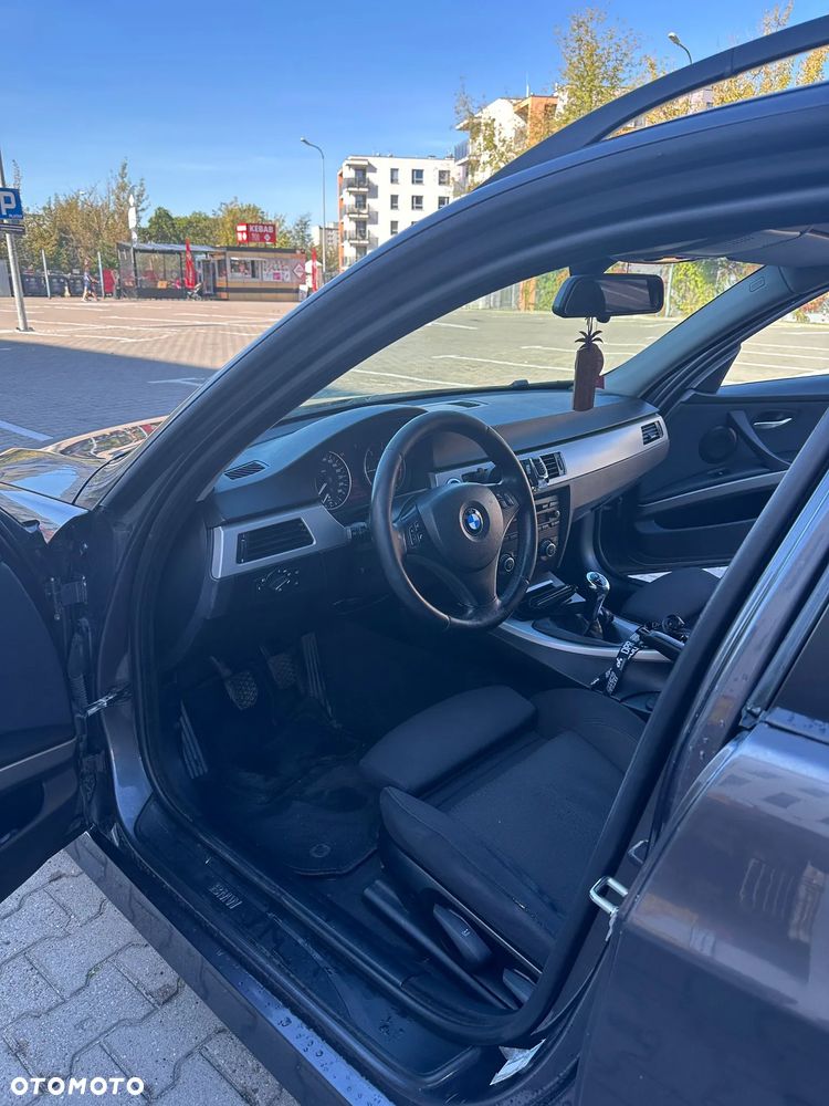 BMW Seria 3 320d - 26