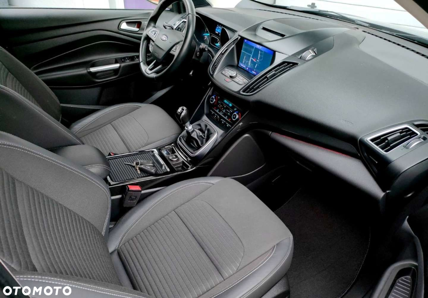 Ford Kuga - 3
