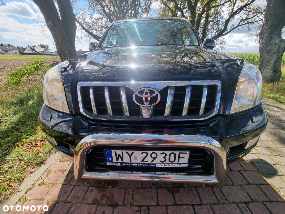 Toyota Land Cruiser - 38